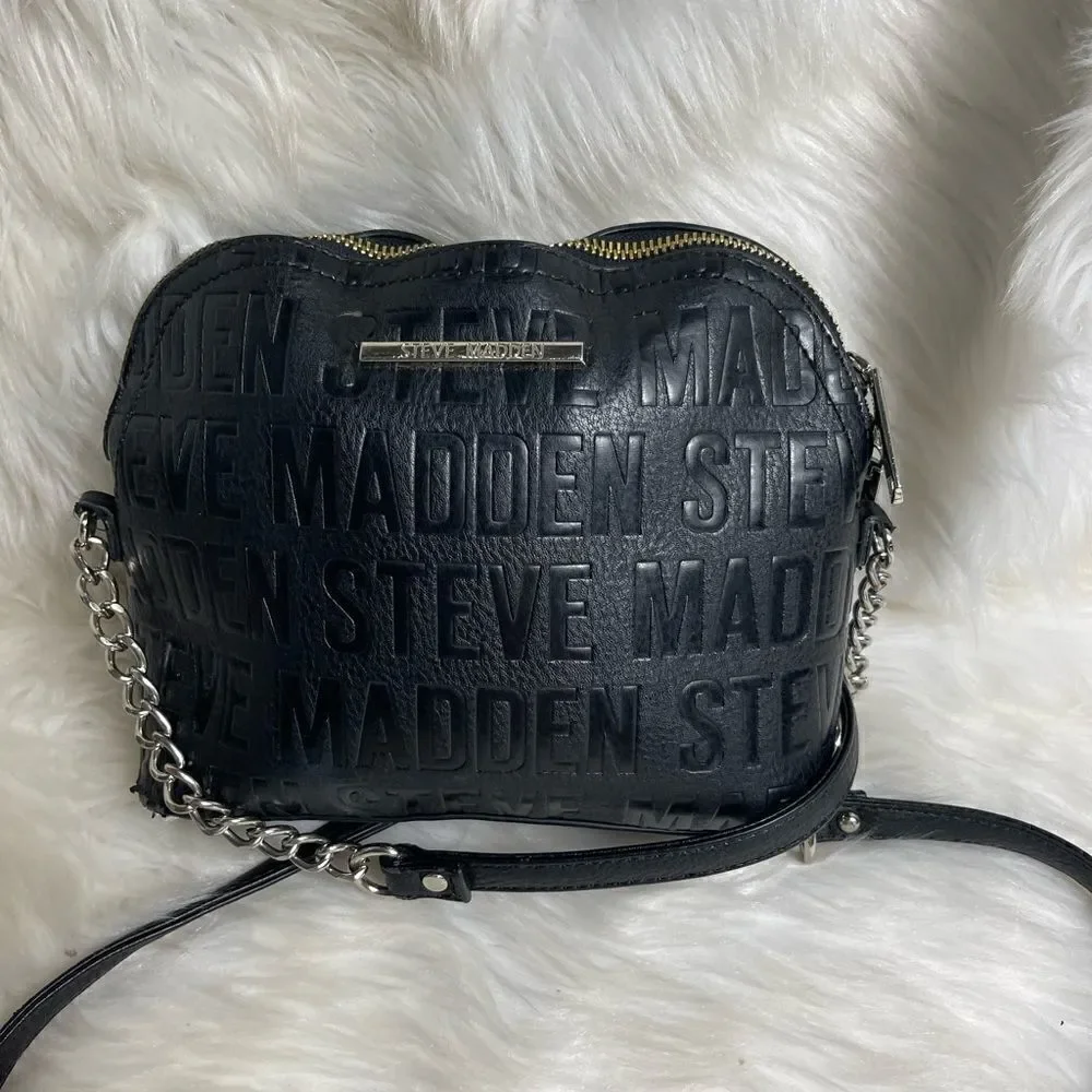Steve Madden black logo dome crossbody bag with gold tone chain accent